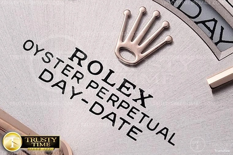 0419 RDD0219E – DayDate 36mm RelaxedFit 695